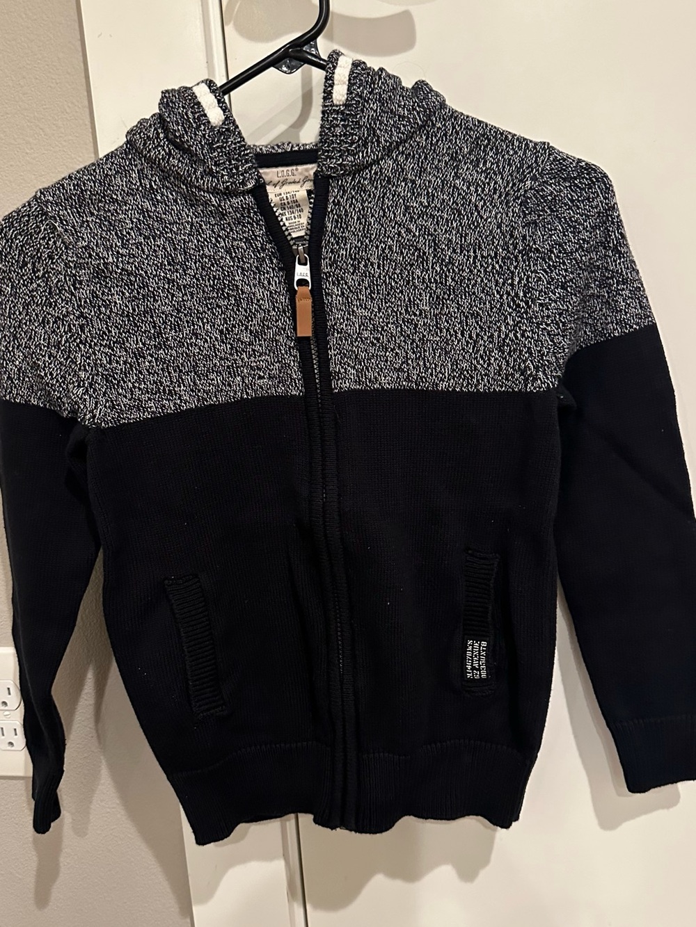 H&M Boys Hooded Zip Jacket - Black/Gray Size 6/8